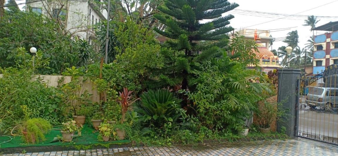 On Point Plaza Bed & Breakfast Murud  Luaran gambar