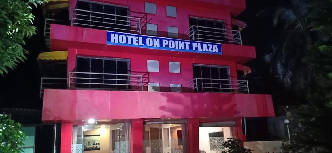 On Point Plaza Bed & Breakfast Murud  Luaran gambar