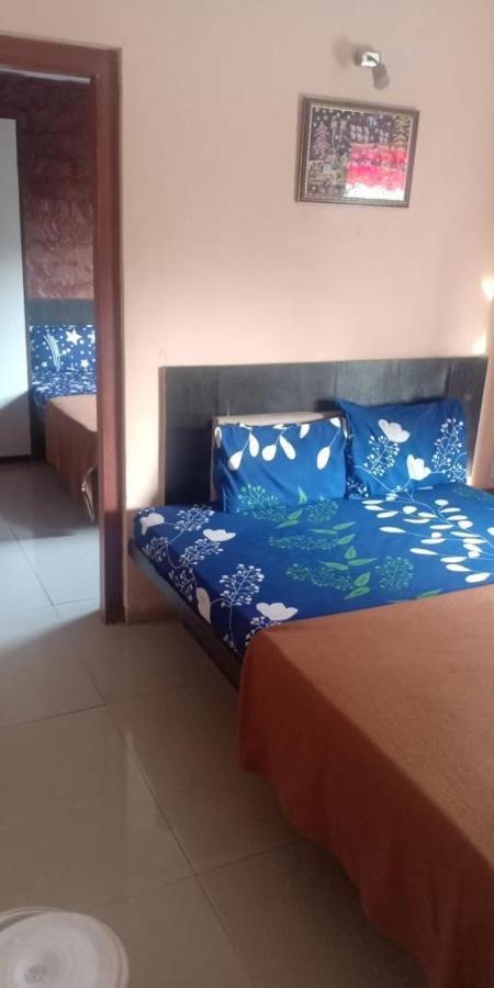 On Point Plaza Bed & Breakfast Murud  Luaran gambar